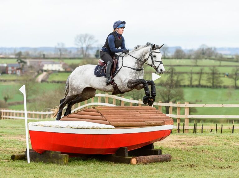 Heidi Coy using the cross country course at Barrowcliffe